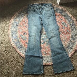 Women's low rise Hollister jeans